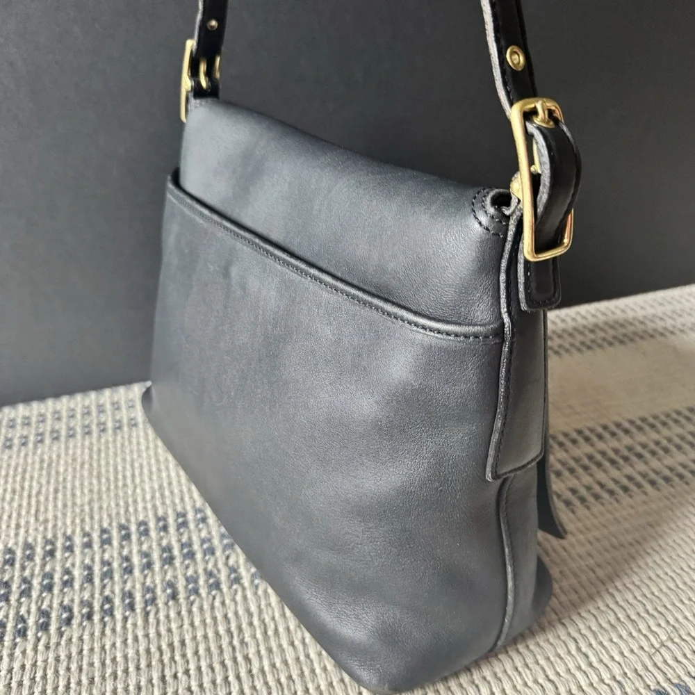 Vintage Coach Legacy 1991 Costa Rica Black Leather Flap Shoulder Bag 9828